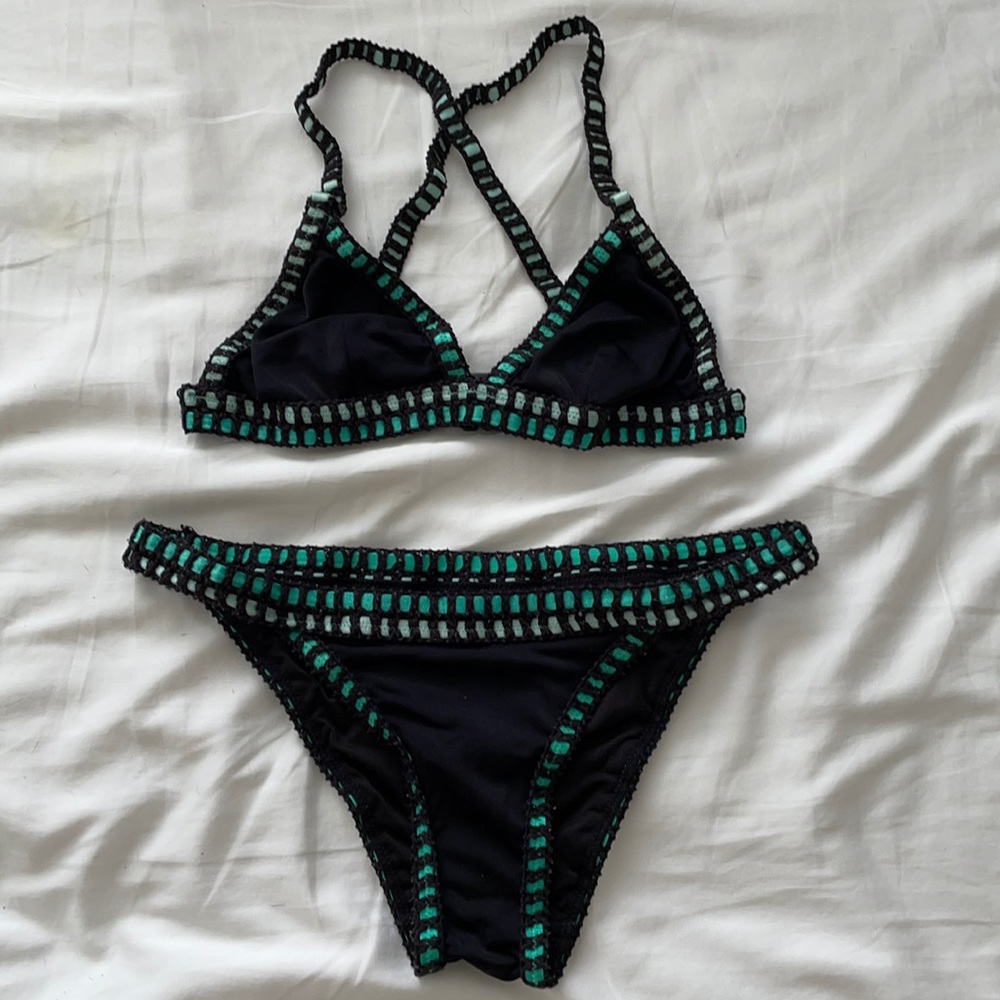 VS Bikini